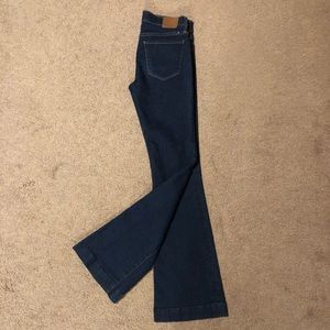 Lucky brand flare size 26